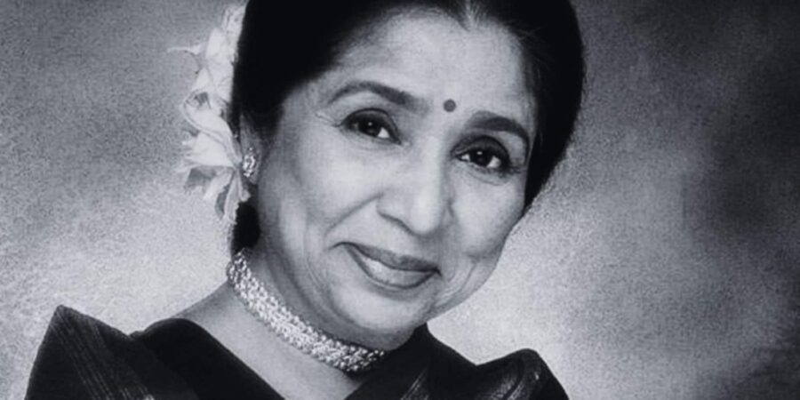 Asha Bhosle passed away: तिरंगे में लपेटा गया आशा भोसले का पार्थिव शरीर, पूरे देश ने नम आंखों से दी श्रद्धांजलि