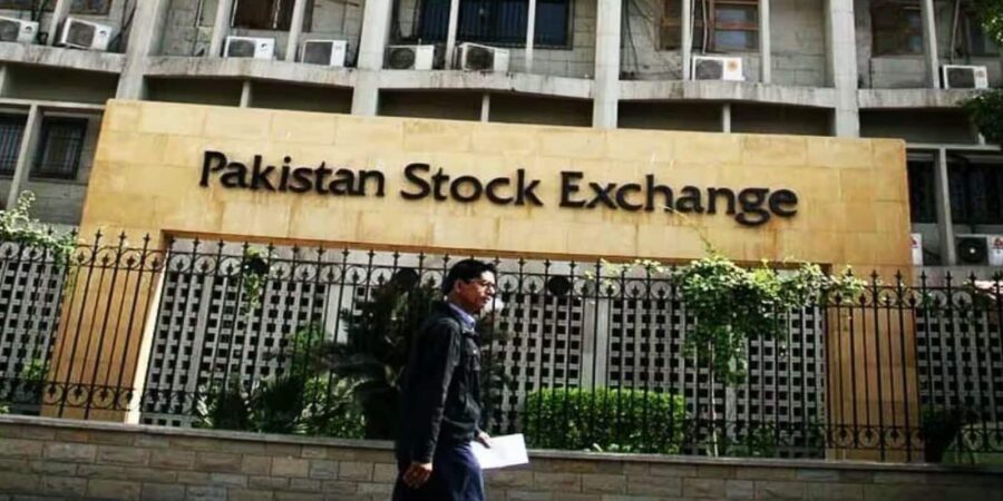 अमेरिका और ईरान के बीच सरपंच बनने की कोशिश कर रहे पाकिस्तान के शेयर मार्केट का लेटेस्ट हाल जान लीजिए