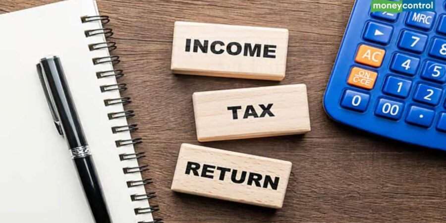 Income Tax Return: नौकरीपेशा-सैलरी क्लास को कब तक फाइल करना है ITR? जानिये साल 2027 की टैक्स से जुड़ी सभी डेडलाइन