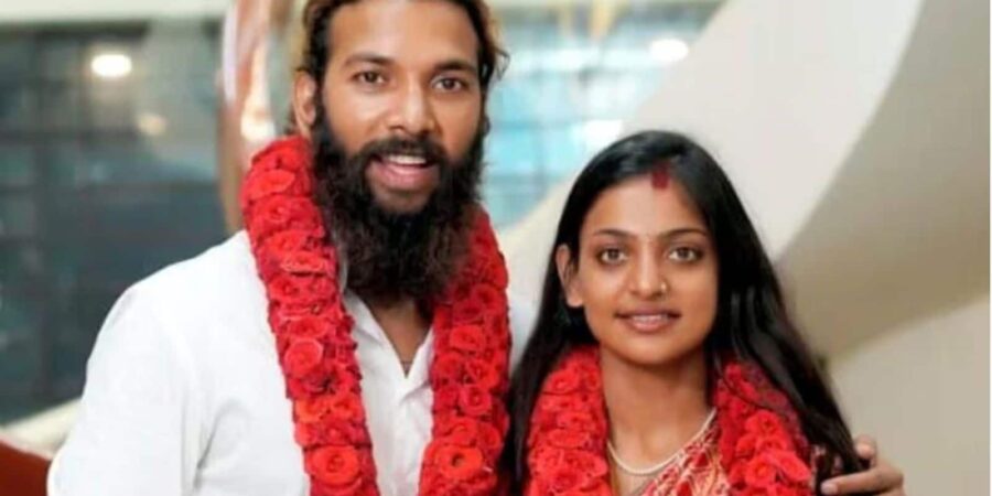 Monalisa: शादी के बाद लापता मोनालिसा, पति की कहानी पर लोगों को शक