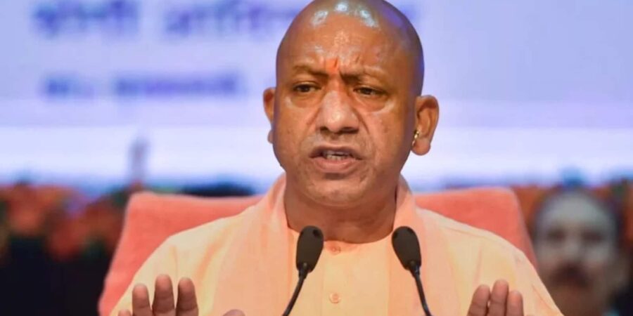 Noida Protest : नोएडा में सैलरी को लेकर बवाल, आगजनी तोड़फोड़ के बाद CM योगी आदित्यनाथ ने लिया ये फैसला