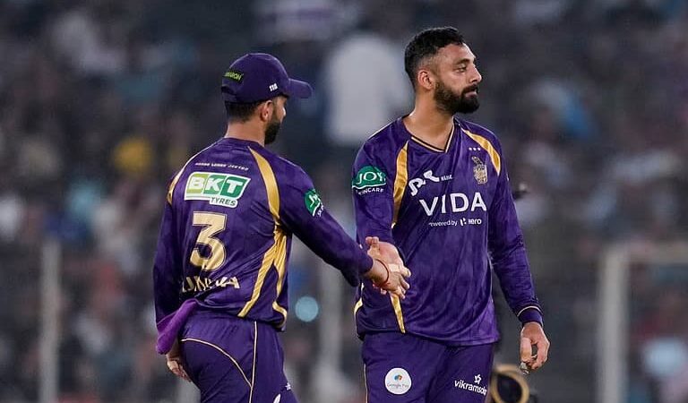 Varun Chakaravarthy: केकेआर की 5वीं हार लेकिन वरुण चक्रवर्ती बनाया ये खास रिकॉर्ड, IPL में ऐसा कारनामा करने वाले बने पहले भारतीय