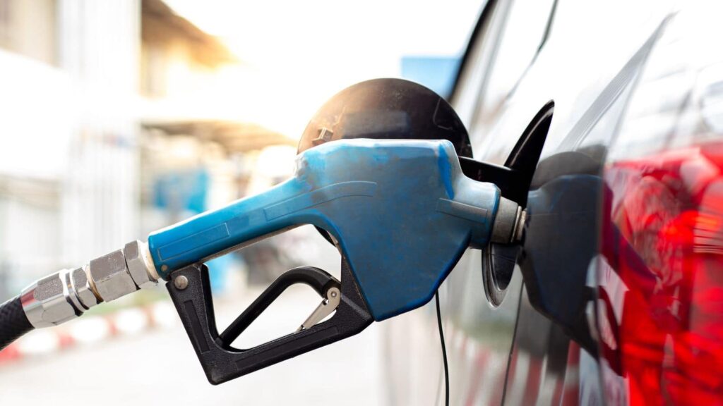 Petrol Diesel Price Today: पेट्रोल-डीजल के नए रेट जारी, जानें किस शहर में मिल रहा सबसे सस्ता ईंधन