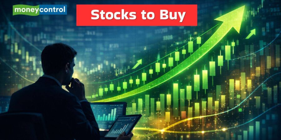 Stocks to Buy: इन 10 स्टॉक्स में मिल सकता है 44% तक रिटर्न, एक्सपर्ट ने दी खरीदने की सलाह